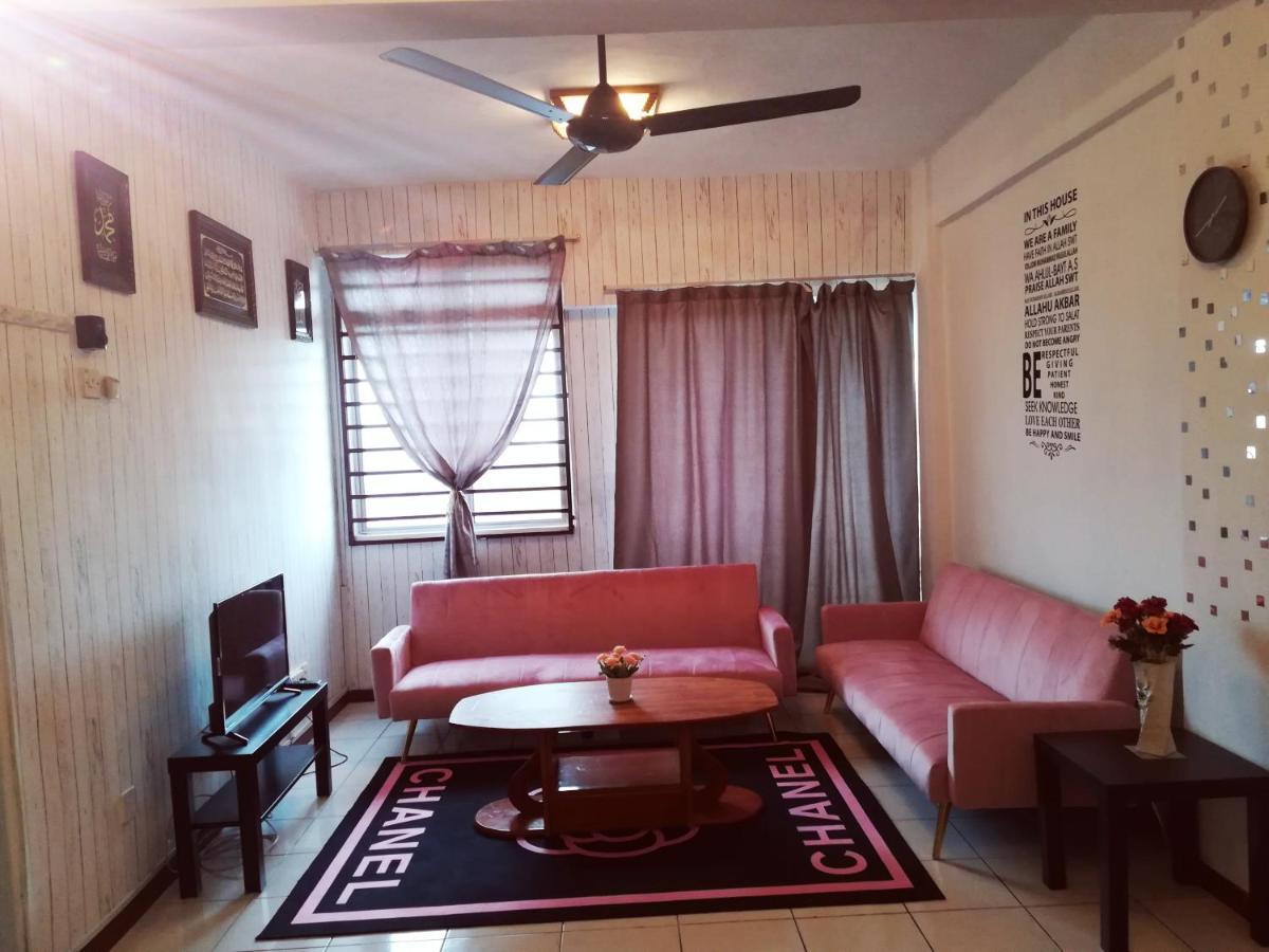 Hagia Medina Muslims Guesthouse Port Dickson Exterior photo