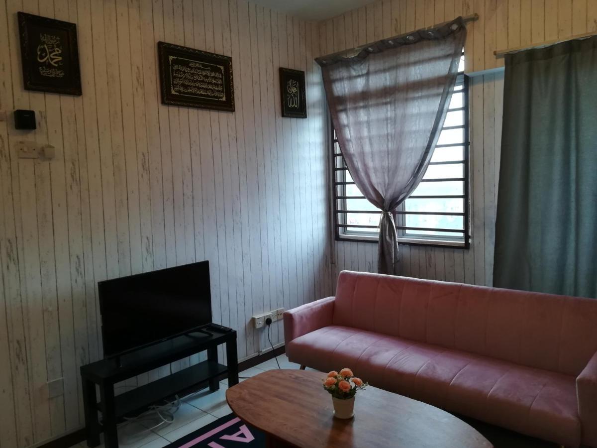 Hagia Medina Muslims Guesthouse Port Dickson Exterior photo