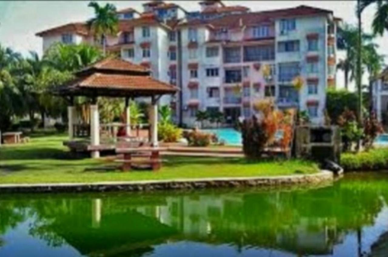Hagia Medina Muslims Guesthouse Port Dickson Exterior photo